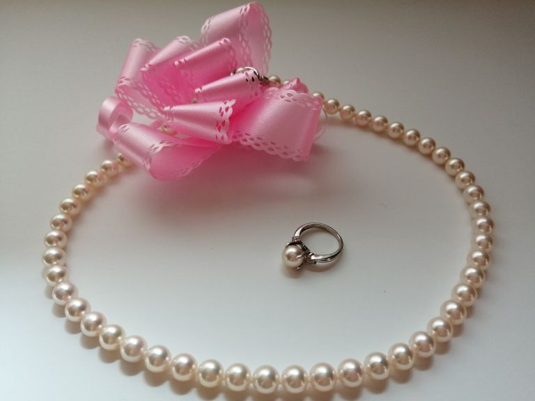 名古屋で広がる振袖レンタル現代と伝統が織りなす華やかな門出の物語